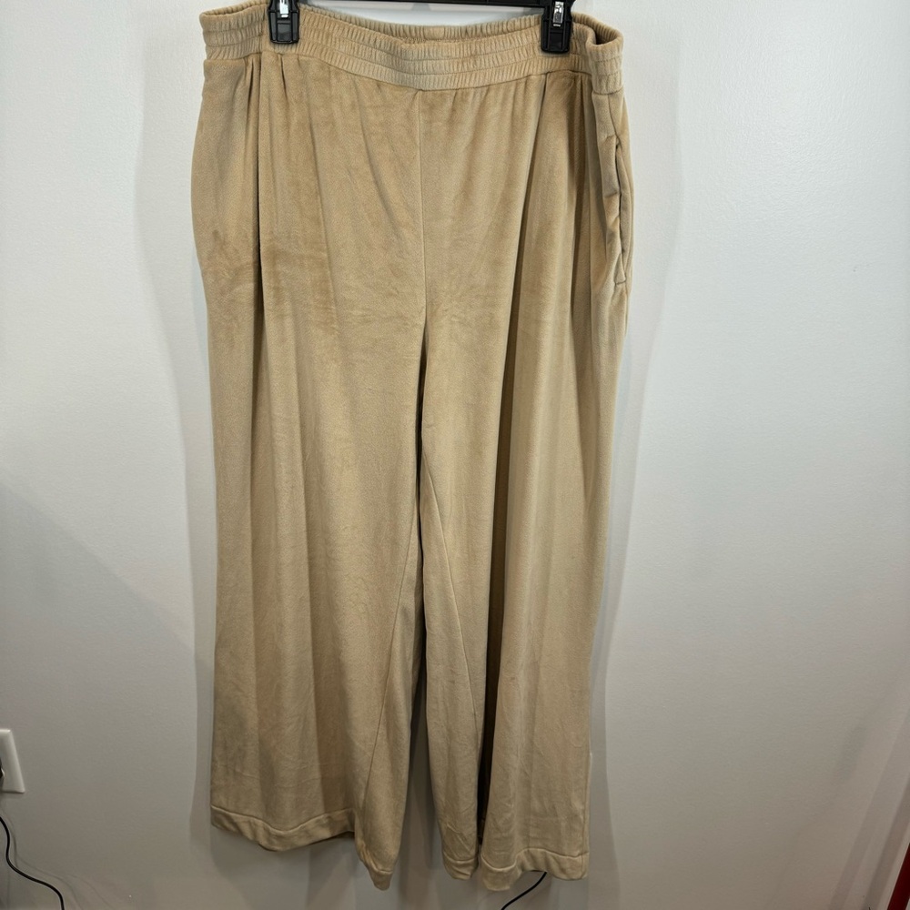 SKIMS Velour Track Pant Honey pants size 2X